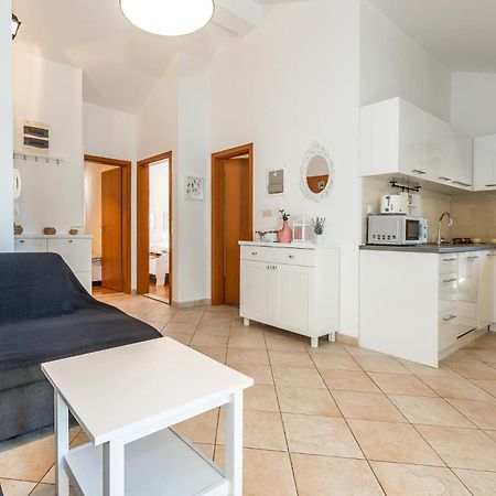 Apartman Karla Mara Ana Ivan & Jo Srima Exteriör bild
