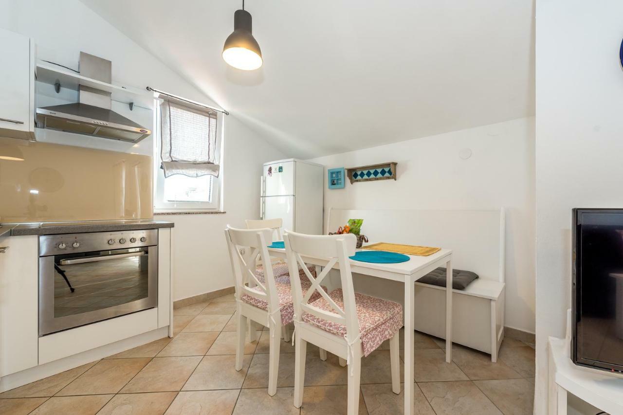 Apartman Karla Mara Ana Ivan & Jo Srima Exteriör bild
