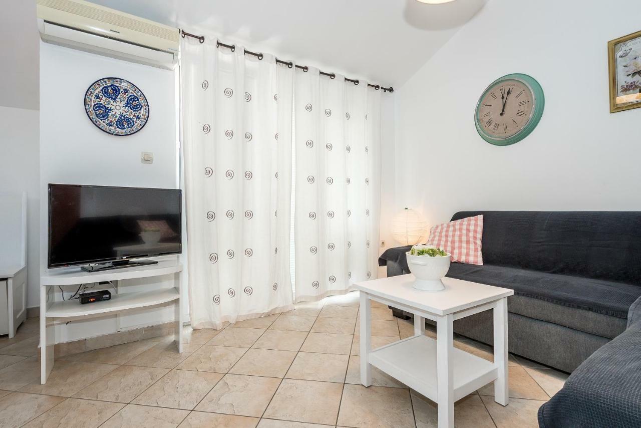 Apartman Karla Mara Ana Ivan & Jo Srima Exteriör bild