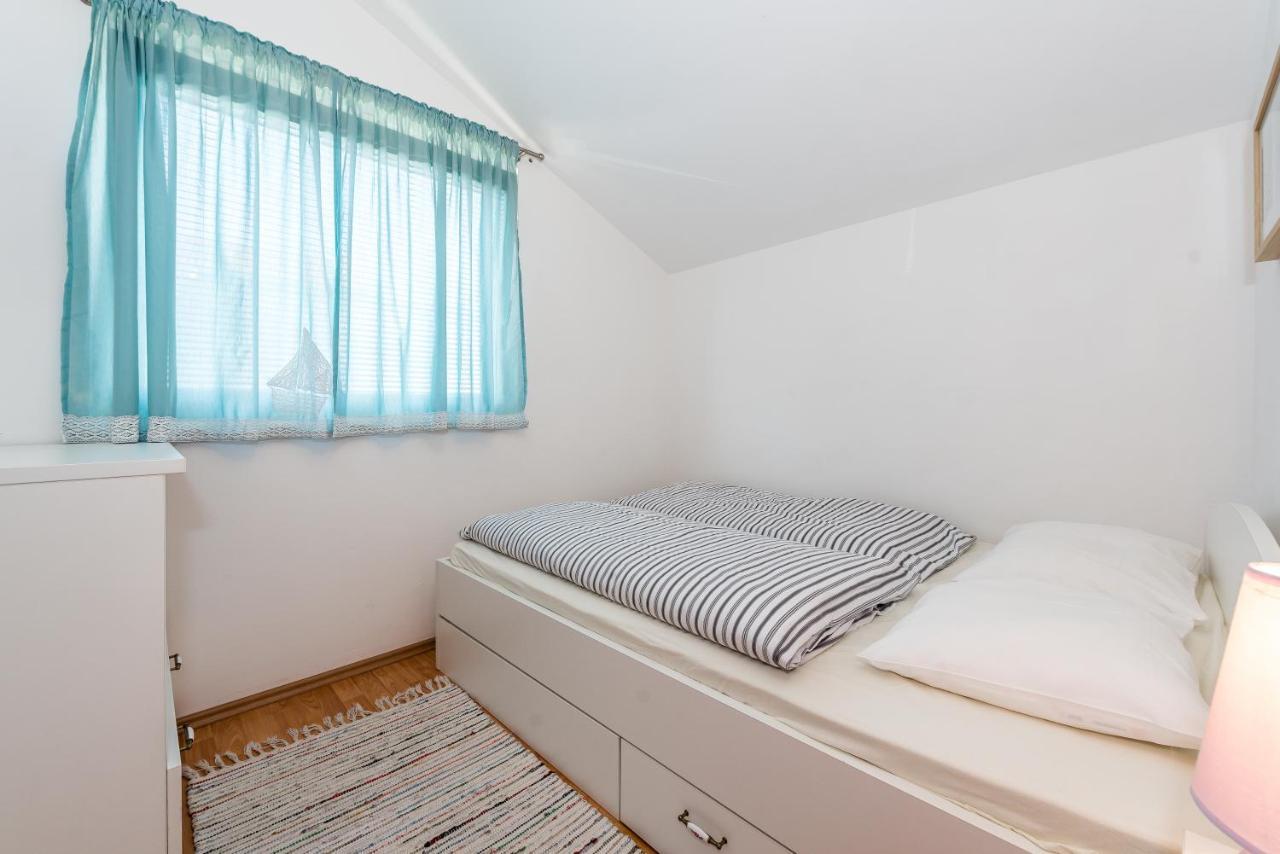 Apartman Karla Mara Ana Ivan & Jo Srima Exteriör bild