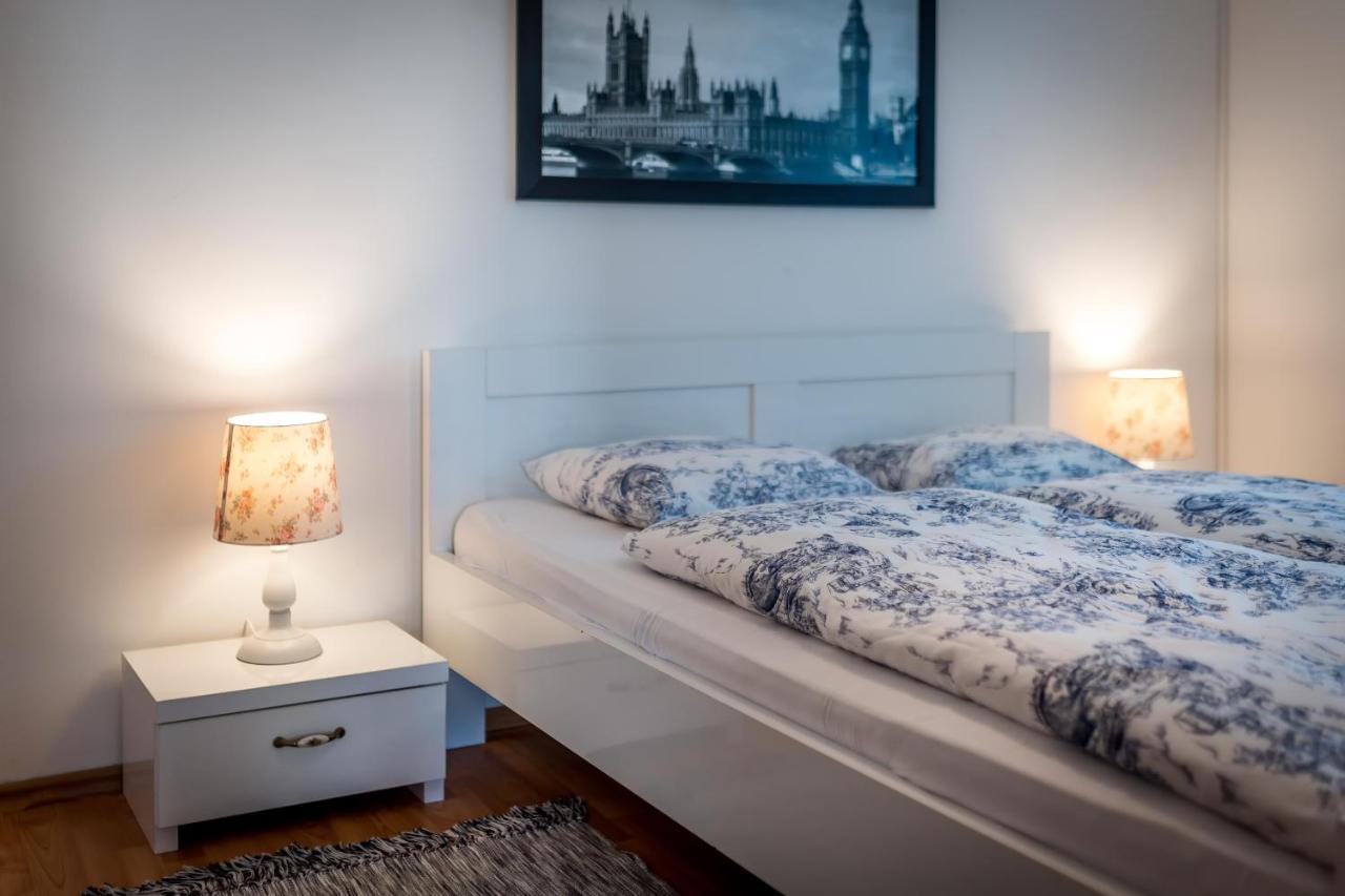 Apartman Karla Mara Ana Ivan & Jo Srima Exteriör bild