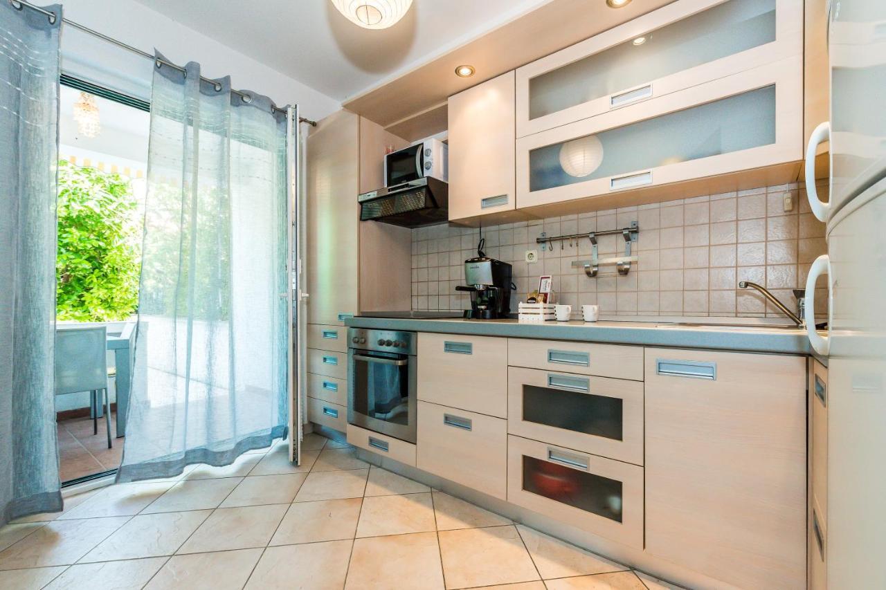 Apartman Karla Mara Ana Ivan & Jo Srima Exteriör bild